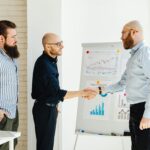 Servicii contabile și salarizare la standarde ridicate oferite de REALCONT pentru mediul de afaceri din România